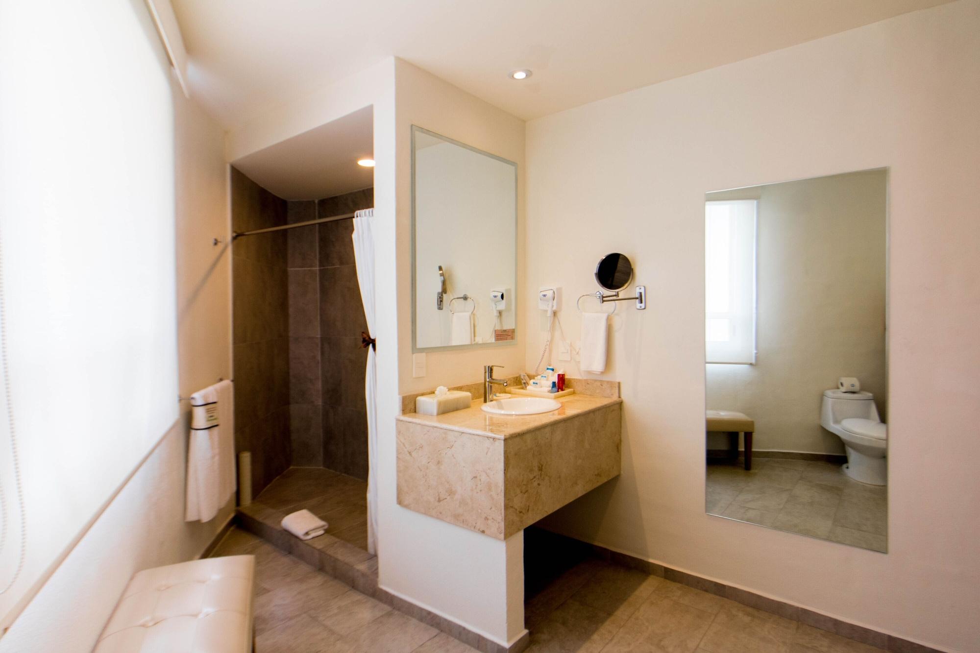 Hotel Mision Angelopolis