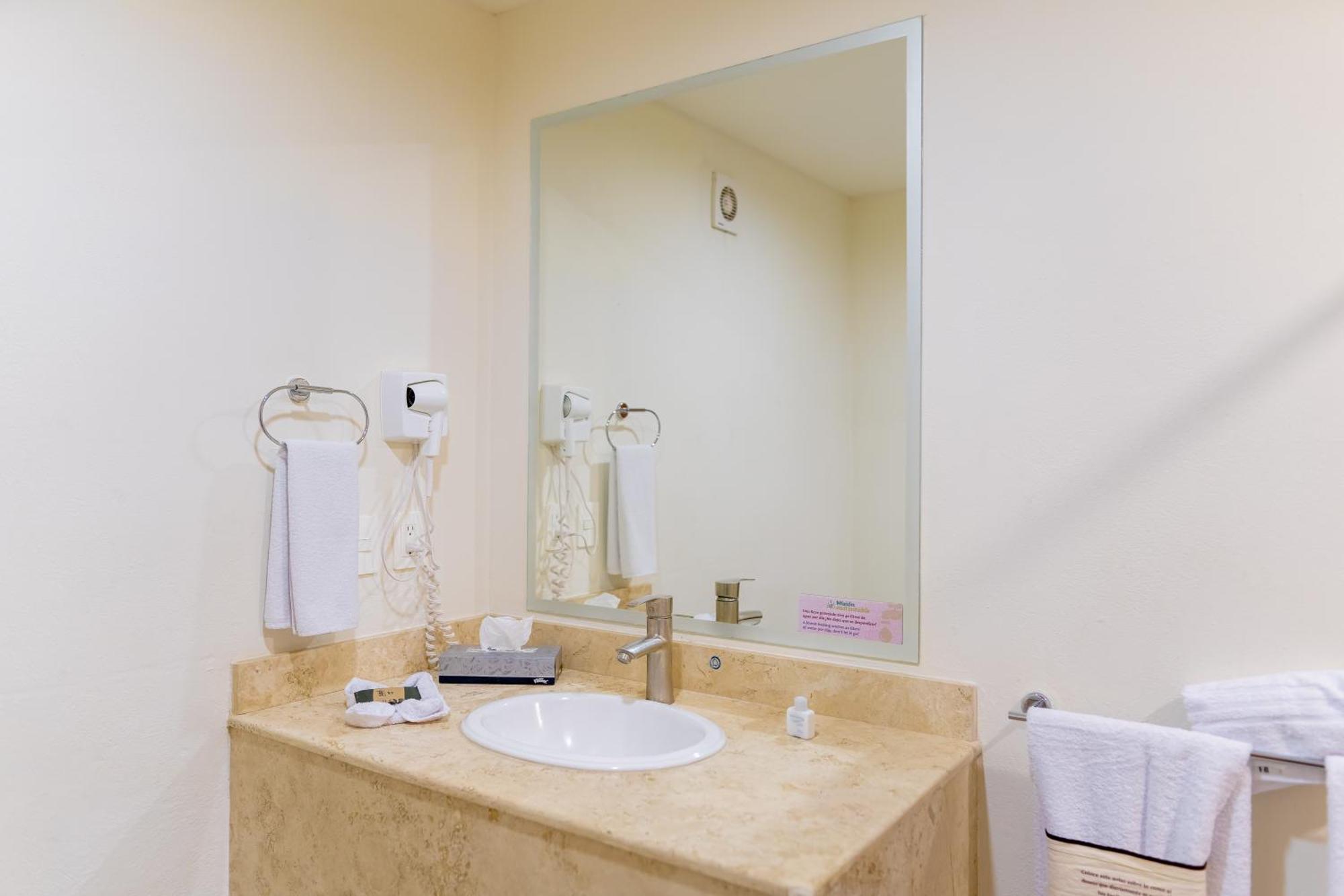 Hotel Mision Angelopolis